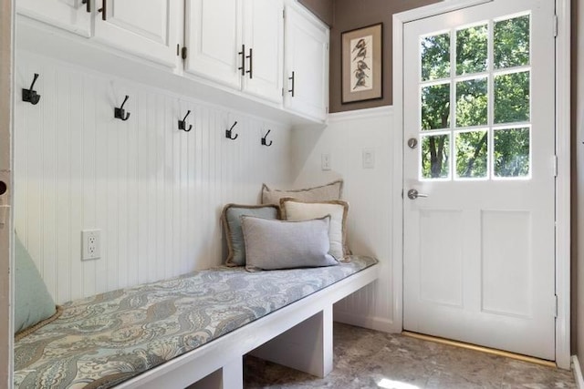 12312 Nieman Rd, Overland Park, KS 66213 - mudroom with healthy amount of natural light