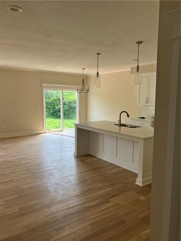 1843 S 54th Ct, Kansas City, KS 66106 - photo 2