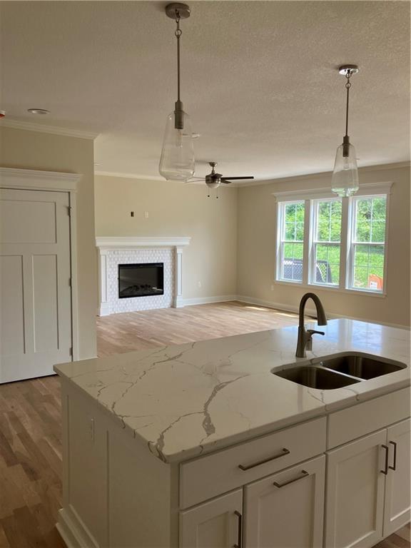 1843 S 54th Ct, Kansas City, KS 66106 - photo 3