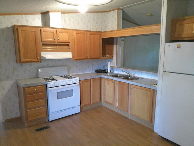 429 Taylor, Fredonia, KS 66736 - photo 8