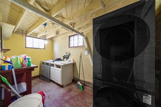 1340 Spruce St, Leavenworth, KS 66048 - laundry area featuring plenty of natural light