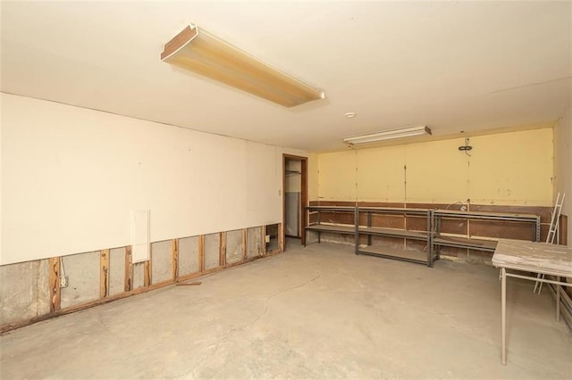 1222 S Maple St, Ottawa, KS 66067 - view of below grade area