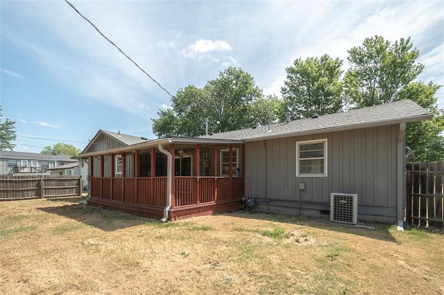 1222 S Maple St, Ottawa, KS 66067 - back of property with board and batten siding