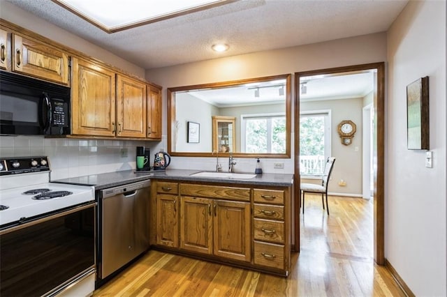 5805 Park Cir, Shawnee, KS 66216 - photo 8