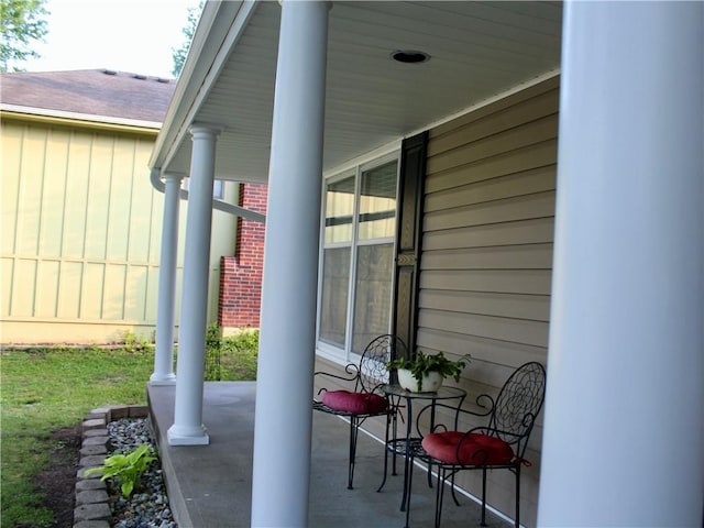 1120 NE Barnes Dr, Lees Summit, MO 64086 - photo 4