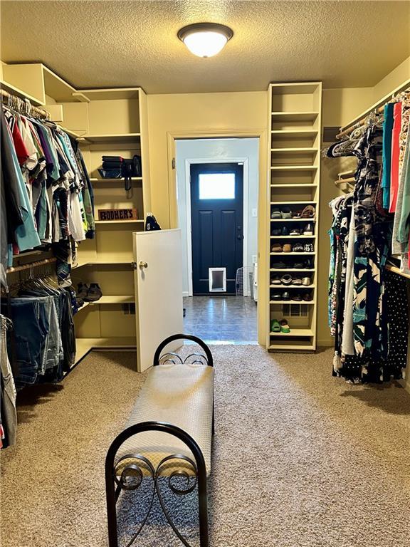 1120 NE Barnes Dr, Lees Summit, MO 64086 - photo 23