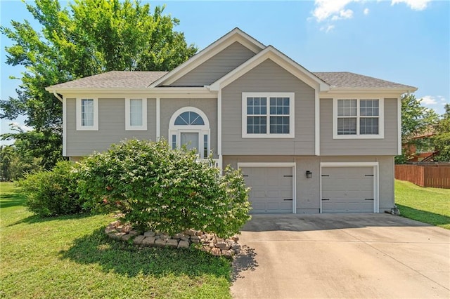 401 Granite Ct, Raymore, MO 64083 - photo 1