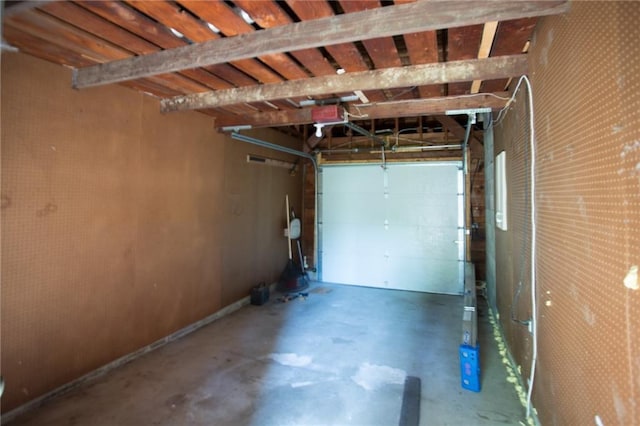 7236 Roe Ave, Prairie Village, KS 66208 - garage featuring a garage door opener