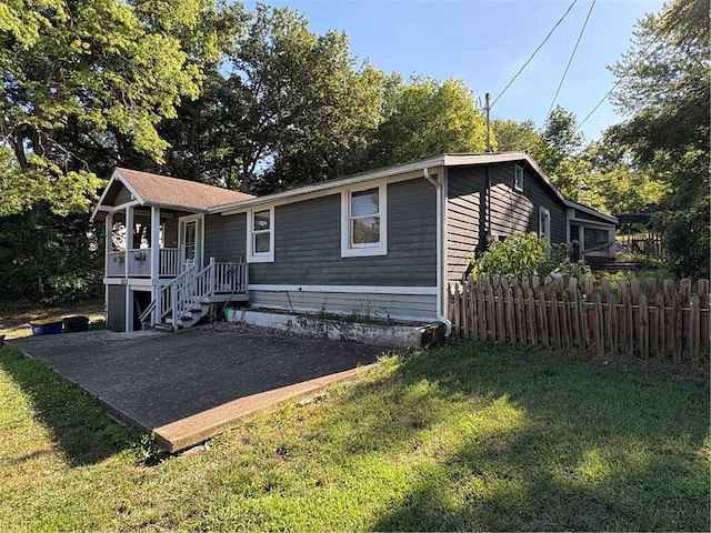 22 U Lake Shore Dr, Lake Lotawana, MO 64086 - view of front of property