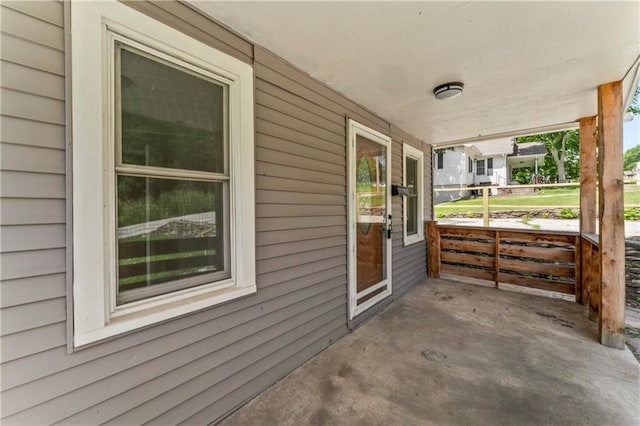 1205 E Parker Ave, Independence, MO 64050 - view of covered porch
