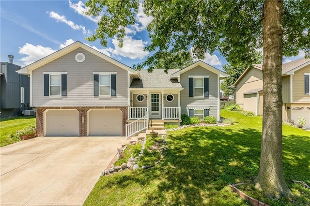 820 Lee Ann Dr, Grain Valley, MO 64029 - photo 1