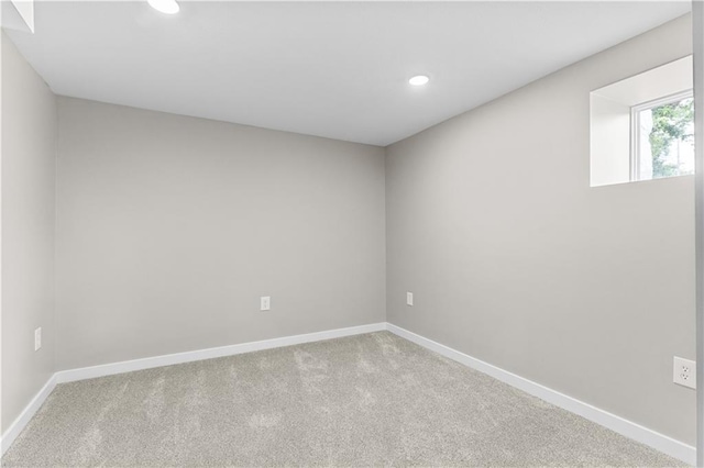 341 N 15th St, Kansas City, KS 66102 - empty room with recessed lighting and carpet