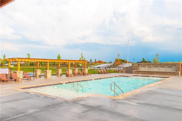 15389 W 173rd Ter, Olathe, KS 66062 - community pool with a patio area and a pergola