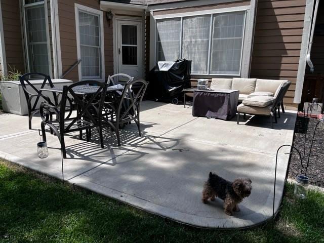 11328 S Rene St, Olathe, KS 66215 - photo 4