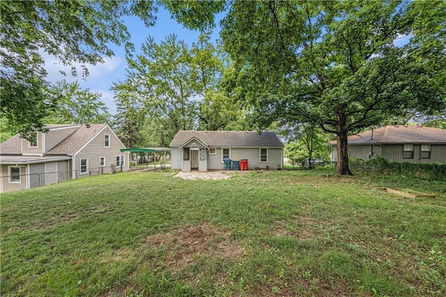 221 S High St, Independence, MO 64054 - view of yard