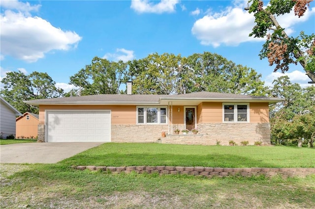 12579 Crestview Dr, Warsaw, MO 65355 - photo 1