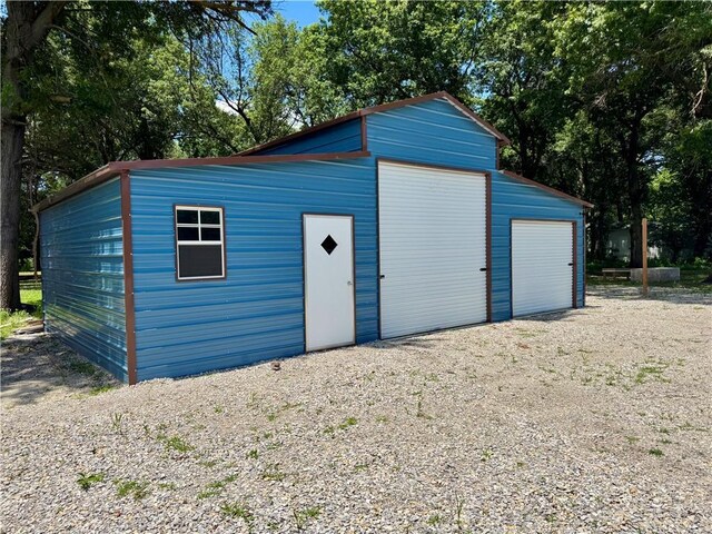 609 S Washington St, Weir, KS 66781 - photo 2