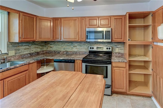 111 N Woodward St, Easton, MO 64443 - photo 12