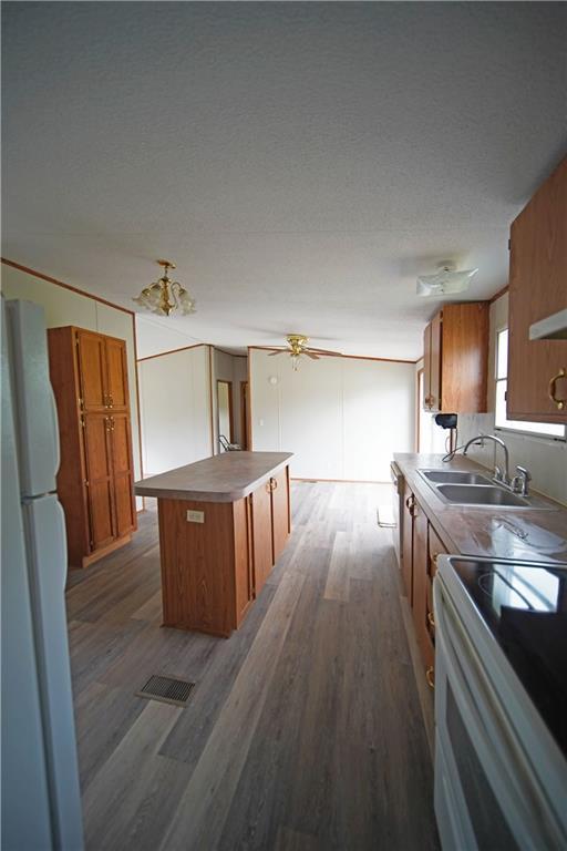 600 S 7th St, Deepwater, MO 64740 - photo 8