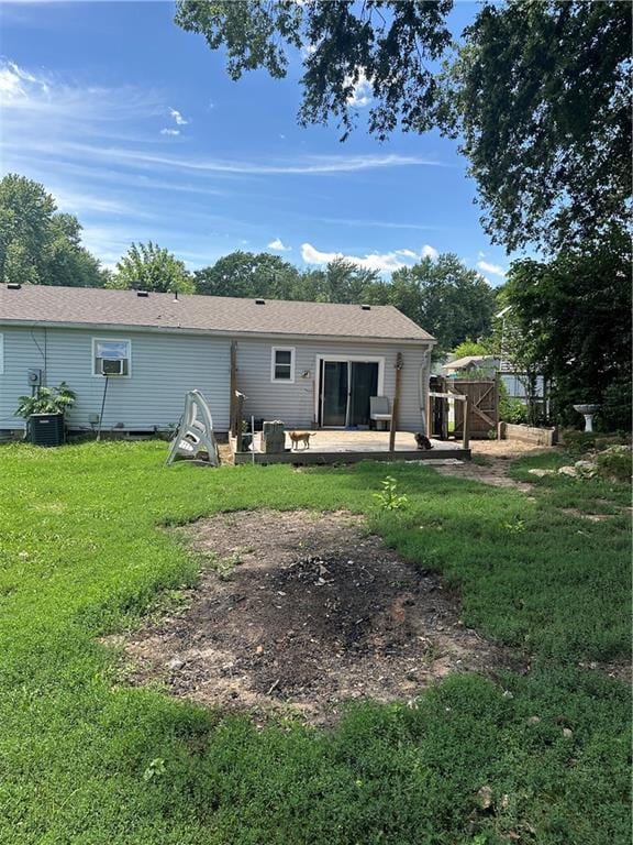 513 Powahatan Dr, Independence, MO 64056 - photo 2