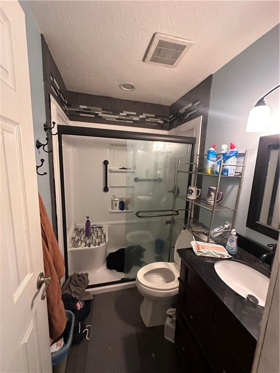 513 Powahatan Dr, Independence, MO 64056 - photo 4