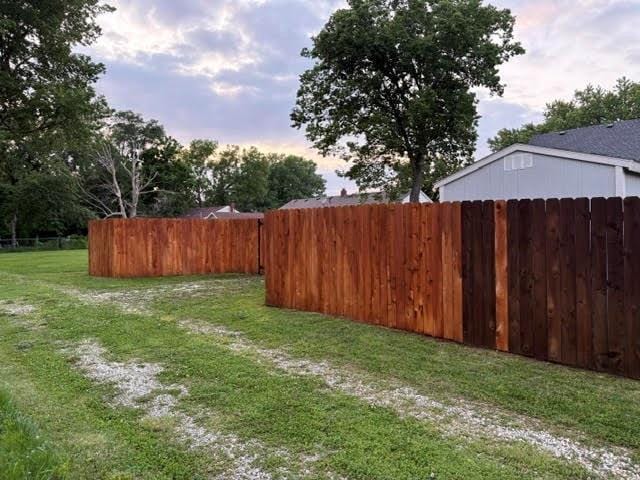 383 E Broadway St, Peculiar, MO 64078 - view of yard