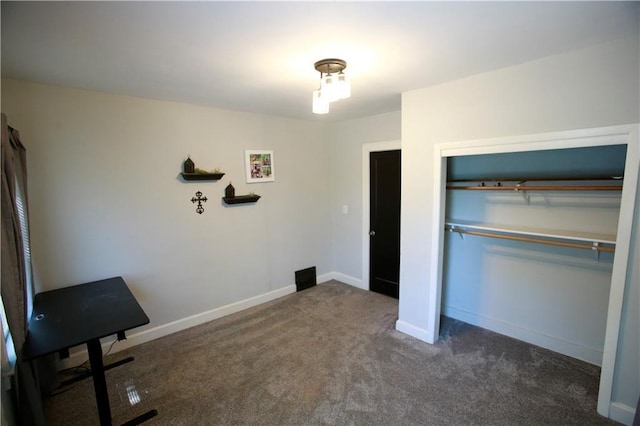 383 E Broadway St, Peculiar, MO 64078 - unfurnished bedroom featuring carpet and a closet