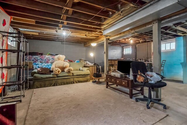327 Parker Ave, Osawatomie, KS 66064 - view of basement