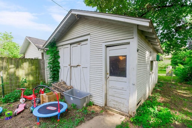 327 Parker Ave, Osawatomie, KS 66064 - view of shed