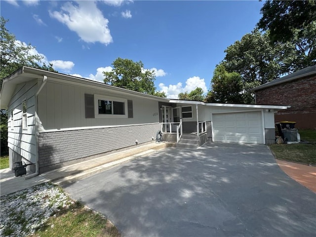 4639 N Holmes St, Kansas City, MO 64116 - photo 41