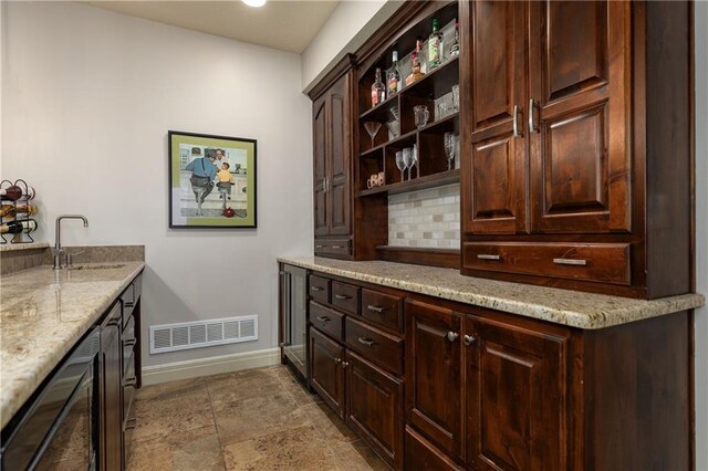 9445 W 157th Pl, Overland Park, KS 66221 - bar area with tasteful backsplash and light stone finish flooring