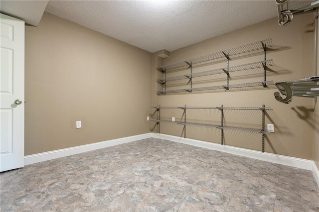 7226 N Spruce Ave, Kansas City, MO 64119 - photo 24
