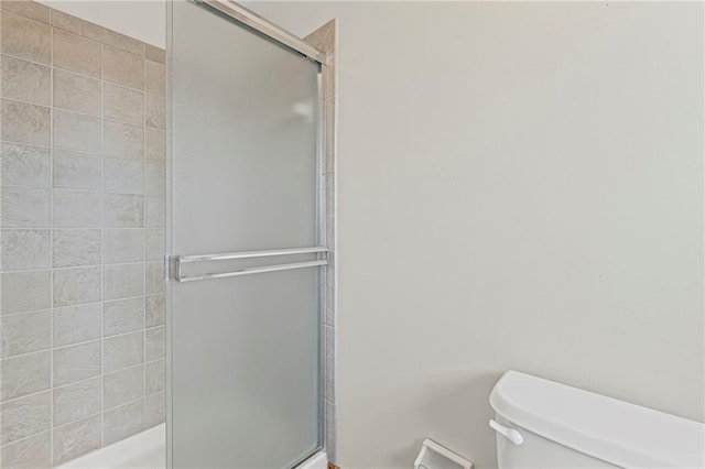 12324 S Clinton St, Olathe, KS 66061 - full bath featuring toilet and tiled shower