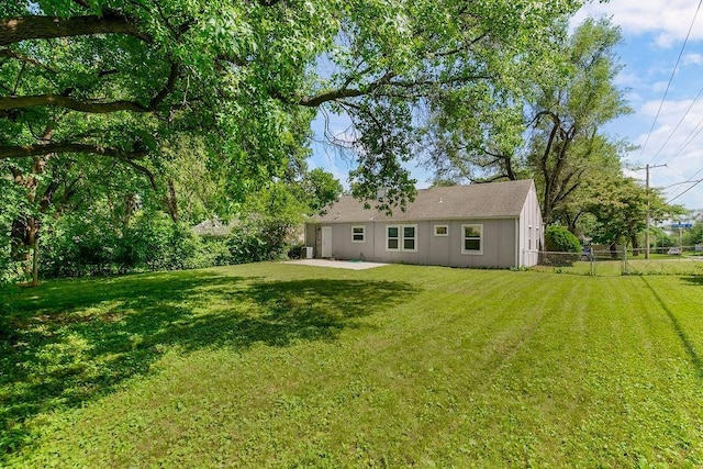 7652 Rainbow Dr, Prairie Village, KS 66208 - photo 13