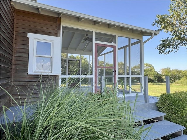 11320 Reno Rd, Oskaloosa, KS 66066 - view of side of home with a sunroom