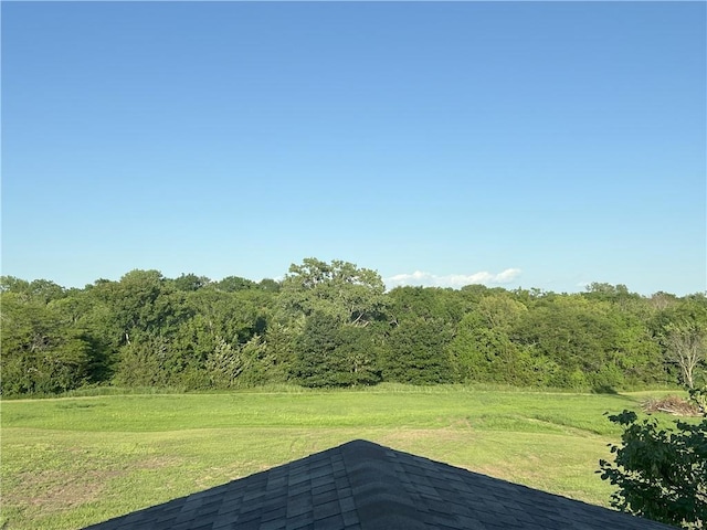 11320 Reno Rd, Oskaloosa, KS 66066 - view of green lawn featuring a view of trees
