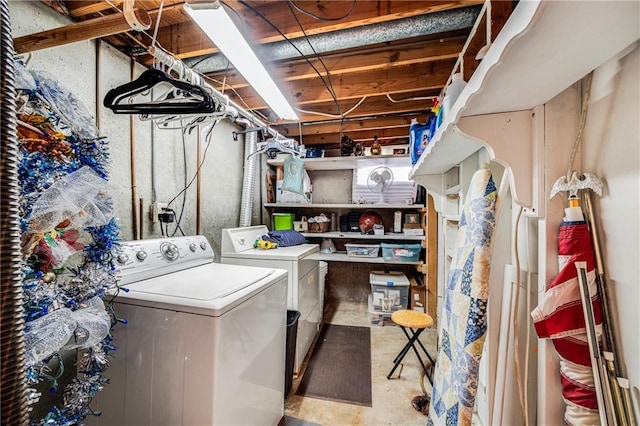 300 NE R D Mize Rd, Blue Springs, MO 64014 - washroom featuring washer and dryer