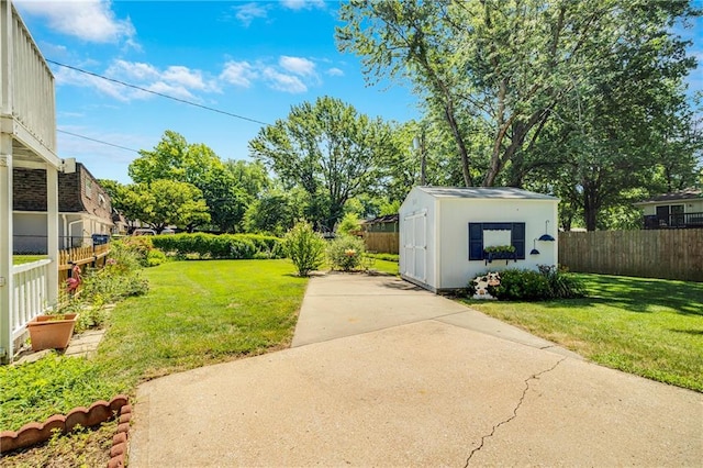 300 NE R D Mize Rd, Blue Springs, MO 64014 - view of yard with a storage shed