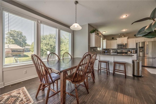 23317 W 52nd Ter, Shawnee, KS 66226 - dining area featuring dark wood finished floors, recessed lighting, and ceiling fan