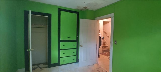 214 S Ridgeview Rd, Olathe, KS 66061 - unfurnished bedroom featuring a closet