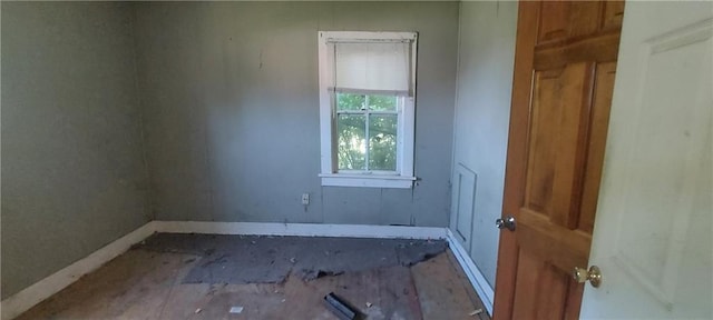 214 S Ridgeview Rd, Olathe, KS 66061 - unfurnished room with baseboards