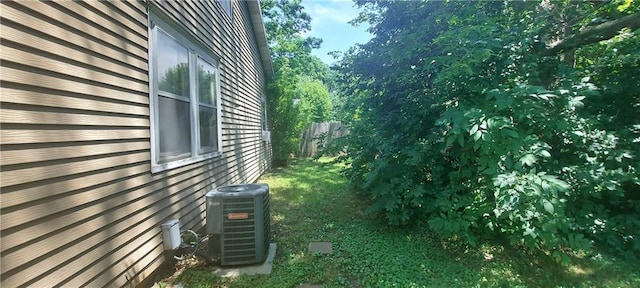 214 S Ridgeview Rd, Olathe, KS 66061 - view of property exterior with a central AC unit