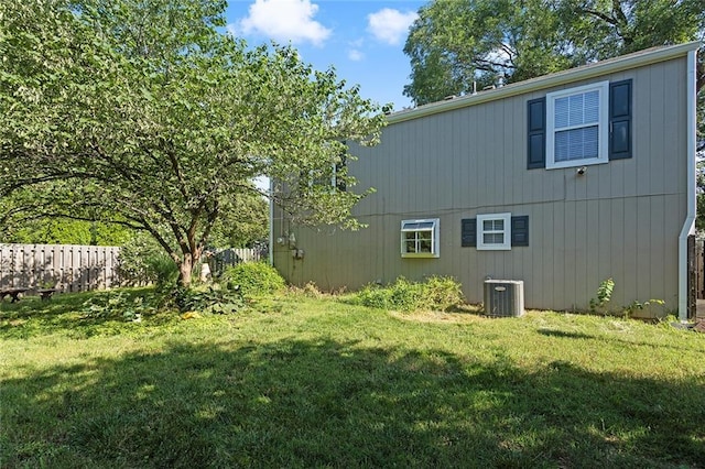 1623 W 3rd St, Lawrence, KS 66044 - photo 31