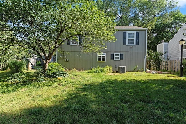 1623 W 3rd St, Lawrence, KS 66044 - photo 32