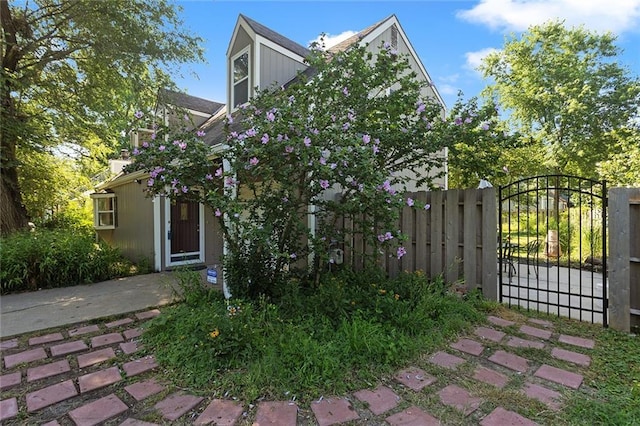 1623 W 3rd St, Lawrence, KS 66044 - photo 38