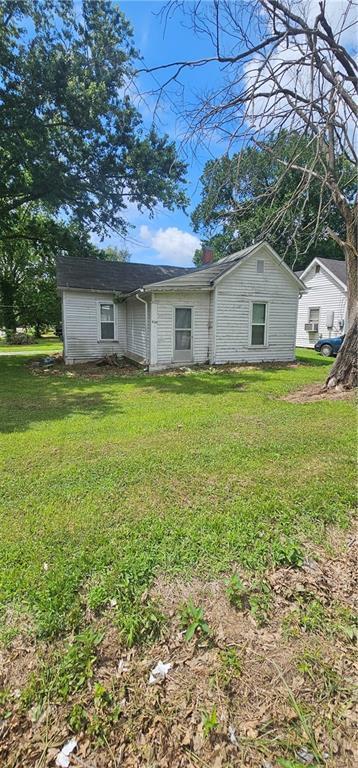 408 Kincheloe St, Carrollton, MO 64633 - photo 11