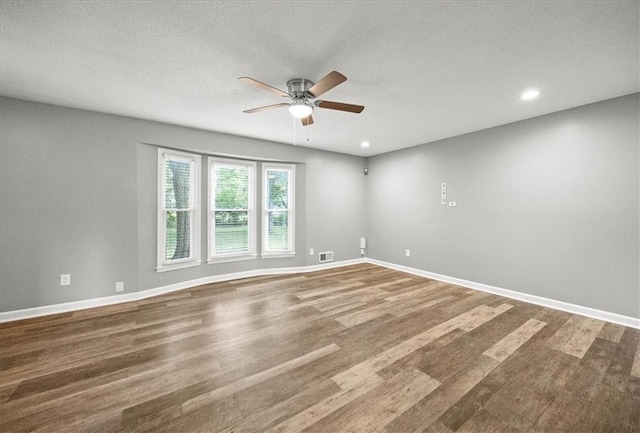 11907 W 143rd St, Olathe, KS 66062 - photo 5
