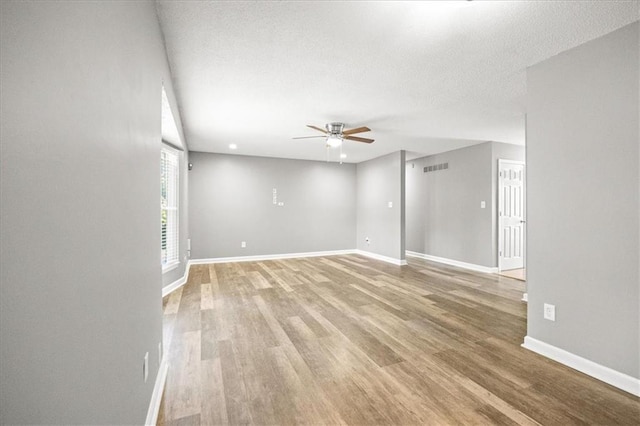 11907 W 143rd St, Olathe, KS 66062 - photo 6