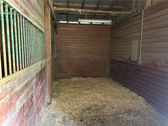 34908 E Shores Rd, Lone Jack, MO 64070 - view of horse barn