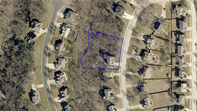 8386 Timber Trails Dr, De Soto, KS 66018 - photo 43